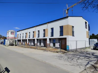 Stolarka, tynki i instalacje — budowa wchodzi w ostatnią prostą - zdjęcie 1